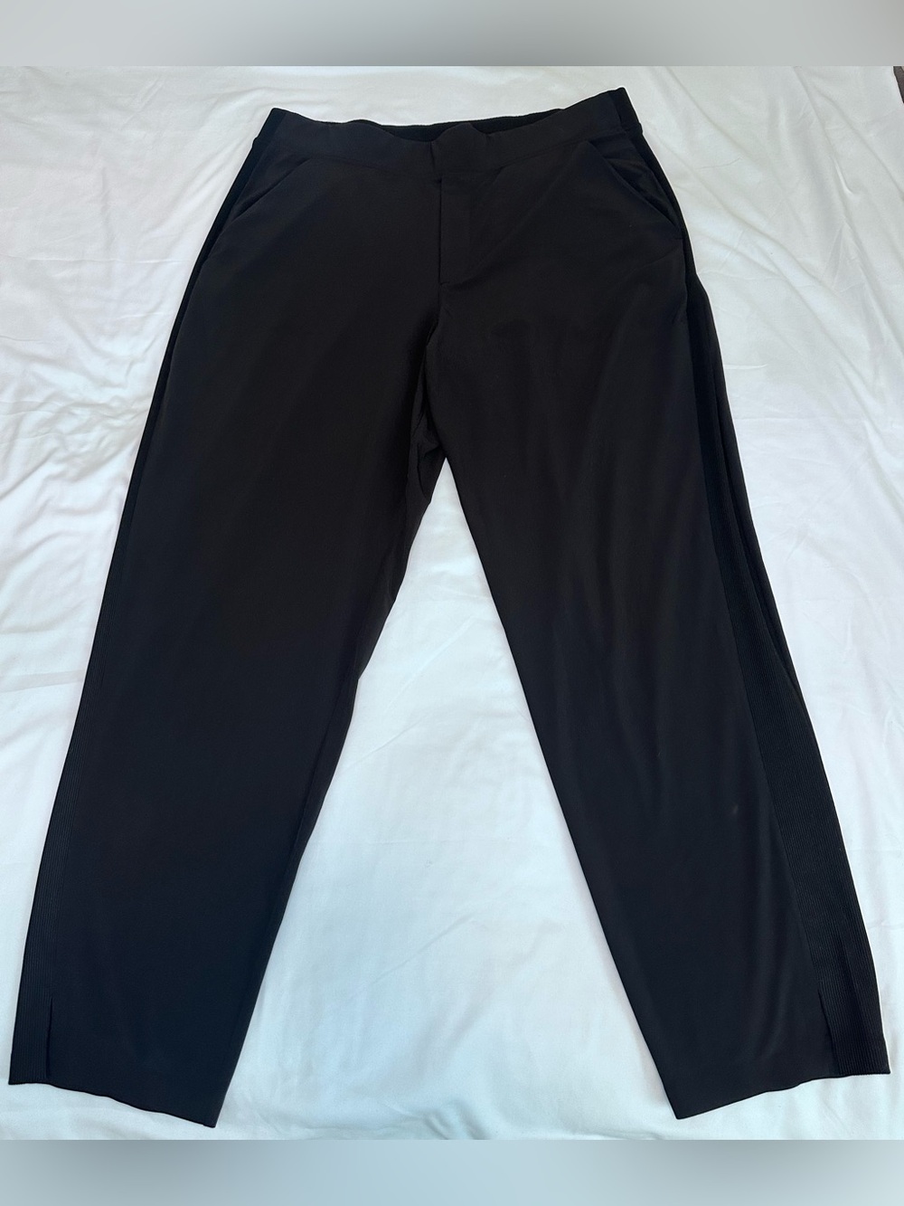 Athleta Wander Ankle Pants Women’s Size 14 Black Stretch Travel Cropped